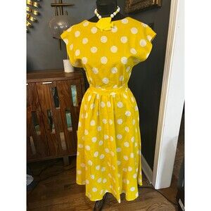Vintage 1980’s Yellow Cotton Polka Dot Sun Summer Dress Cottagecore sz 6 80s.